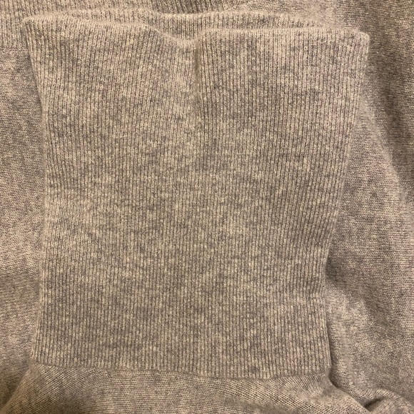 Antonio Melani 100% Cashmere Turtleneck Sweater - Picture 7 of 11